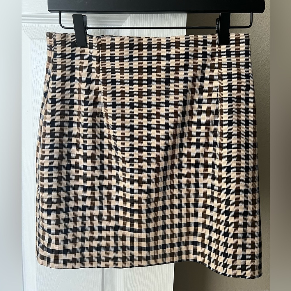 H&M Brown and Black Plaid Mini Skirt Size 4